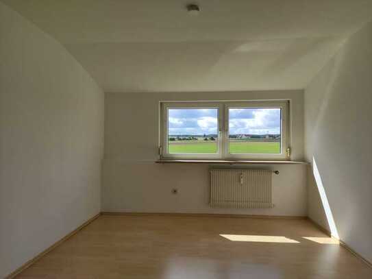 Schöne 3,5-Zimmer-DG-Wohnung in Amberg mit tollem Ausblick