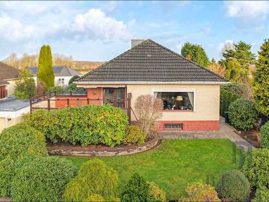 Alles auf einer Ebene! Bungalow mit großzügigem Grundstück in Feldrandlage