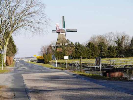 denkmalgeschützter, sanierungsbedürftiger Gulfhof in Spetzerfehn