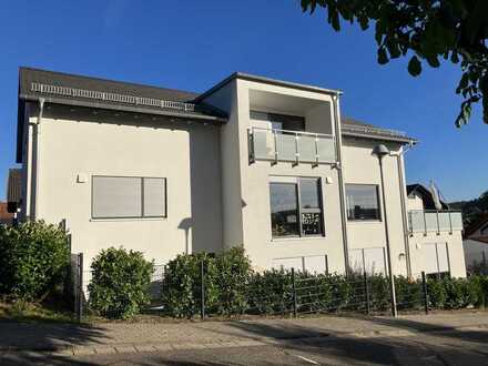NEUBAU 145 m² Grundfläche! - Balkon mit bester Aussicht: schöne 3 1/2- Zi-Wo. Obergrombach