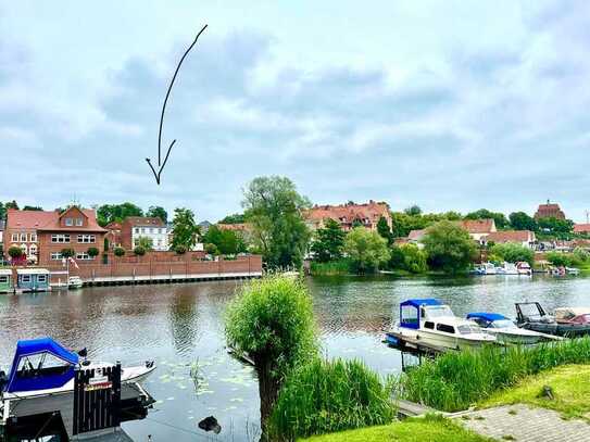 Helle 2,5-Raum-Wohnung in attraktiver Kleinstadt, mit Havel-Blick