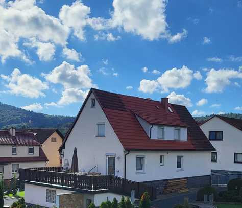 Freistehendes EFH zur Miete mit Garten, großem Balkon, Garage und Blick in den schönen Odenwald