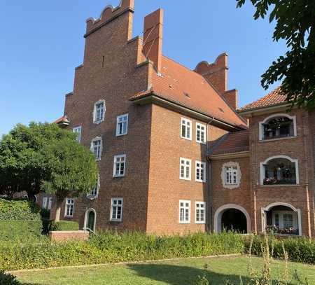 Freie, helle, klassische Altbauwohnung im Holländerviertel am Weißen See