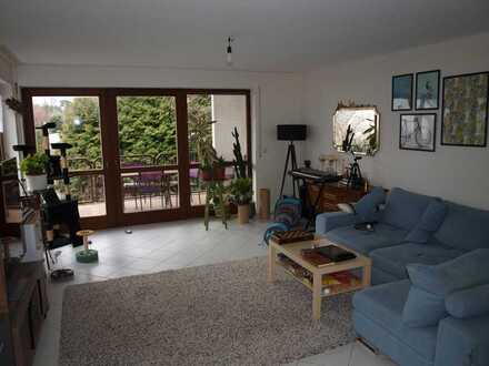 Super schöne 2-Zi.-ETW mit Balkon in kleiner WE und ruhiger Lage zur Kapitalanlage!