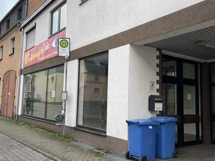 Laden mit Anliegerwohnung zu verkaufen