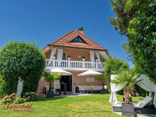 Paradiesische Villa im mediterranen Stil