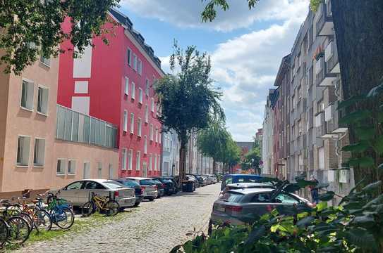 Ruhige Lage im Hafenviertel mit Terrasse und Garten