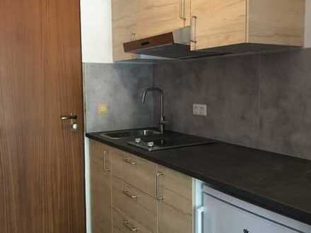 Helles Appartement mit Balkon und neuwertiger Küche!!!