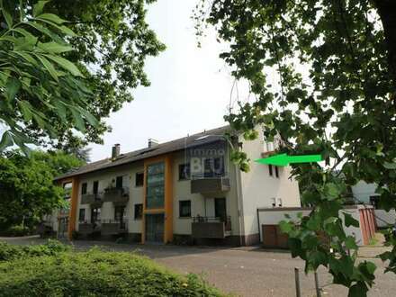 BEZUGSFREI: hell, gute Raumaufteilung, 2 Balkone, schöne Lage im Grünen,...