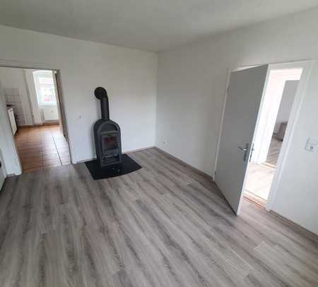 Günstige renovierte 3-Zimmer-Wohnung mit Kamin!!!!