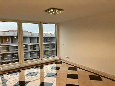 Komplett neu saniertes 2-Zimmer-Apartment in den Quadraten (nähe Paradeplatz/Uni)