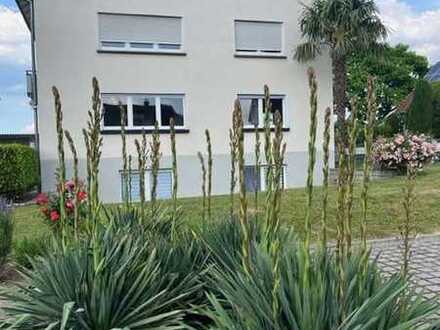 Großzügige helle 3 / 4 Zimmer-Wohnung Bad Krozingen, zentral, neu saniert / renoviert