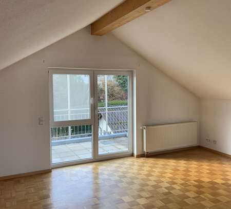 Toll gelegene 3 Zimmerwohnung mit gemütlichem Balkon