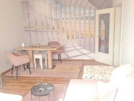 Gepflegte, gut geschnittene 2-Zimmer-Wohnung mit Balkon in Köln Porz