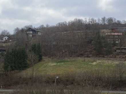 Absolut ruhig gelegenes Baugrundstück mit Fernblick