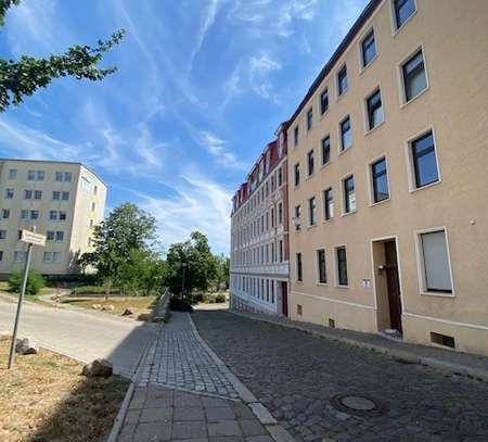 Zentrale Maisonette-Wohnung mit modernen Tageslichtbad