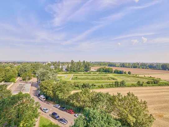 Renovierte 4 Zimmer Wohnung mit Traumausblick!