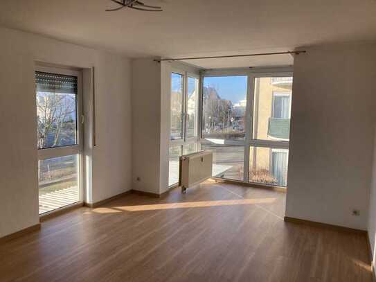 großes helles 1-Zimmer-Appartement