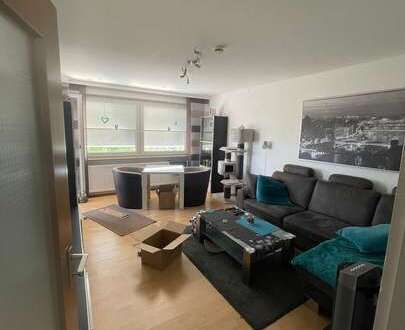 Gepflegte 3-Zimmer Eigentumswohnung mit Sonnenloggia