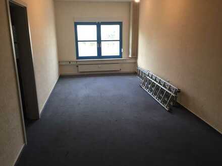 Günstiges Büro 17+7 qm 18107 Rostock Lütten Klein ruhig Parkplatz, Bad Küche