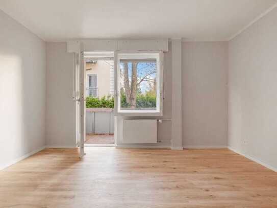 Traumhafte 2-Zimmer Wohnung mit kleinem Gartenanteil in Zehlendorf! *Erstbezug nach Sanierung*
