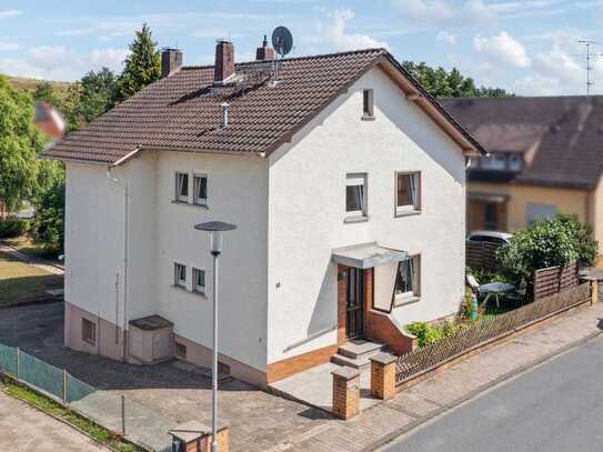 Teilvermietetes Zweifamilienhaus mit großem Garten in Ober-Ramstadt Modau