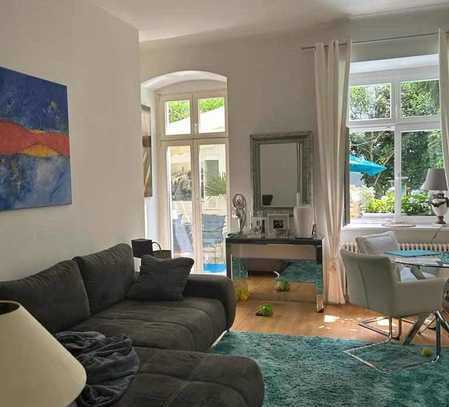 Kleinod: sanierter Altbau, inmitten der City: 78 m² +100 m² Garten, Terrasse, Balkon! 3 Zi.!