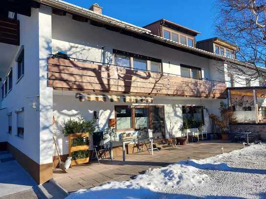 Schöne 4-Zimmer-Wohnung mit Südterrasse in Laufen-Oberheining, Nähe Abtsdorfer See