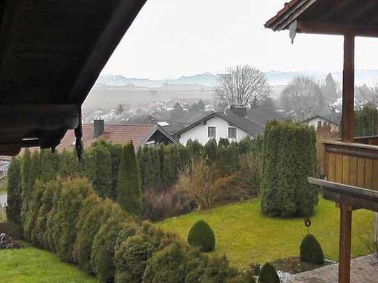 Attraktive 3-Zimmer-Wohnung mit Bergblick in Griesstätt