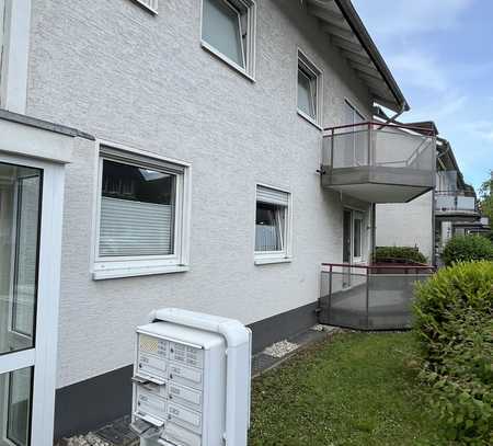 Helle, gutgeschnittene 2-Zimmer Parterrewohnung mit 2 Balkonen