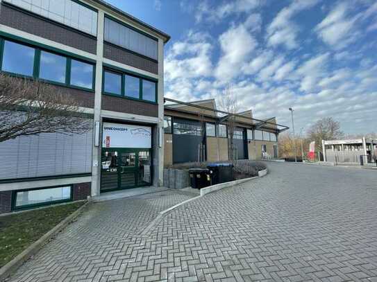 Attraktive Hallenflächen in Bochum-Wattenscheid | klimatisiert und beheizt | im Alleinauftrag