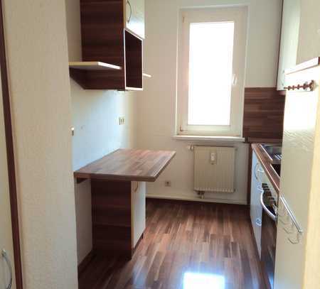 2 Raumwohnung mit Einbauküche und großem Balkon*keine Kaution