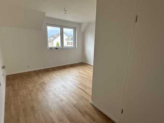 Erstbezug 1,5-Raum-Wohnung in Köln Mühlheim in ruhiger Lage inkl. Stellplatz