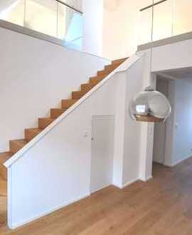 sofort bezugsfrei - die Maisonette ist zum Verlieben schön und super ausgebaut!