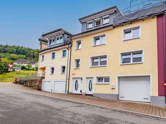 Geräumiges, geschmackvolles und neuwertiges 5-Raum-Reihenendhaus mit lux. Innenausstattung und EBK