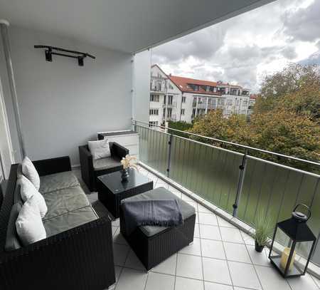 Exklusive, modernisierte 3-Zimmer-Wohnung mit großem Balkon und EBK in Aschheim