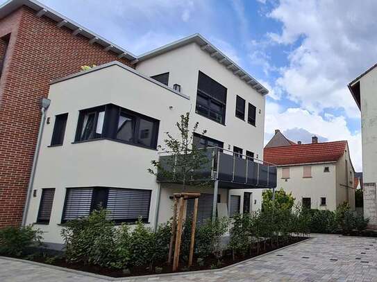 Barrierefreie 3-Zi.-EG-Wohnung, frei ab 1.3.25, EBK, Gartenmitbenutzung in Viernheim