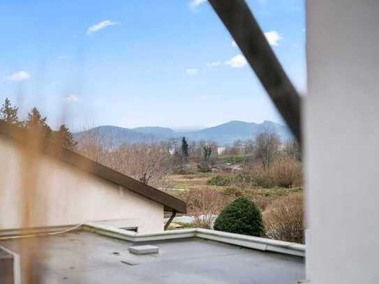 Schöne 3-Zimmerwohnung mit Schwarzwaldblick 
in kleiner Wohnanlage