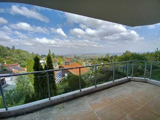 Erdgeschosswohnung mit traumhaftem Weitblick (Gerlingen-Bopser)!