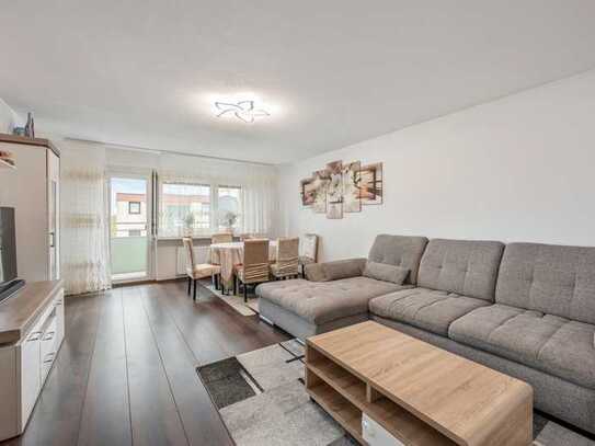 Helle 3-Zimmer-Wohnung mit Balkon und eigenem Stellplatz