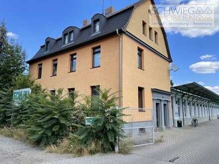 Mehrfamilienhaus und Gewerbehalle in sehr guter Lage