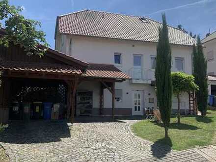 Wohntraum mit Blick in die Weinberge