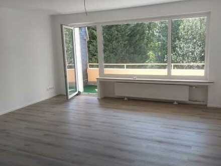 Appartement mit Balkon.