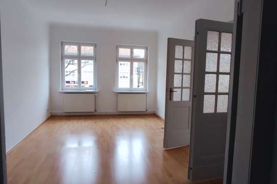 Wunderschöne 4 Zimmerwohnung in zentraler Lage mit Balkon