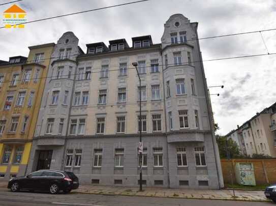 *Ideal für Studi-Wohngemeinschaften mit sonnigem Balkon, EBK - Uni-Nähe*