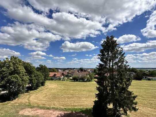 Eingebettet in die malerische Idylle des nördlichen Schwarzwaldes...mit einem schönen Ausblick