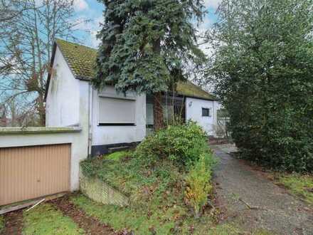 Freistehender Bungalow mit ausbaufähigem Dachgeschoss und Garage in attraktiver Lage von Marmstorf