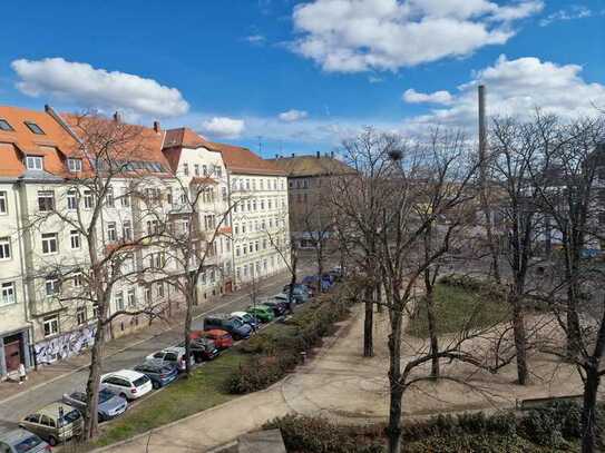 Vermietete Zweiraumwohnung im kernsanierten Denkmal