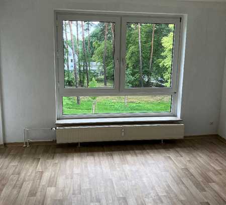 Schöne 3-Zimmer Erdgeschosswohnung mit Loggia zu vermieten