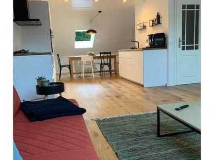 Vollständig renovierte 3-Zimmer-Wohnung mit Einbauküche in Nümbrecht